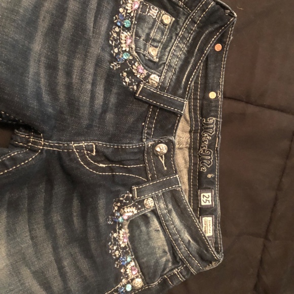 Miss Me Jeans - Picture 2 of 5